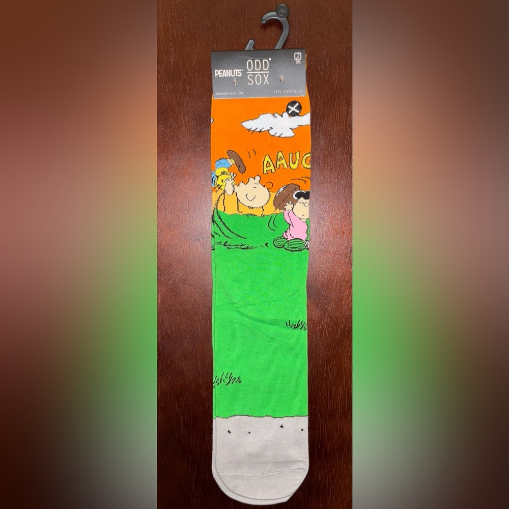 PEANUTS ODD SOX NOVELTY CREW SOCKS NWT MEN’S SHOE SIZE 8-12